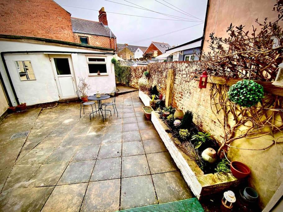 Brickworks - 2 Bedrooms, 15 Mins Walk To The Centre, With Garden Кардифф Экстерьер фото